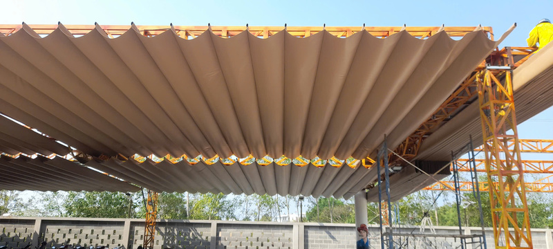 Thi công lắp đặt mái che Huy Hoàng